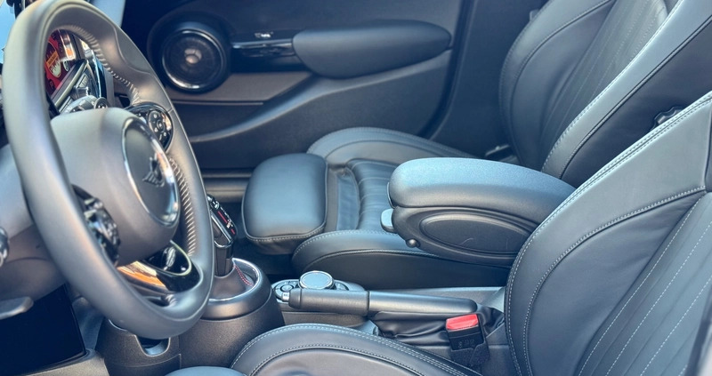 MINI Cooper S cena 84700 przebieg: 56916, rok produkcji 2018 z Myszyniec małe 781